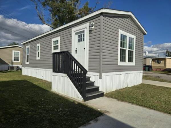 2024 Live Oak Homes (LOHGA300) Mobile Home For Sale