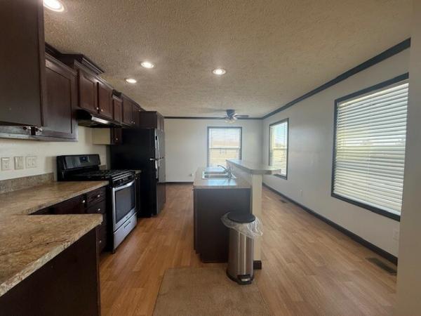 2016 Fairmont 430HH28483B Mobile Home