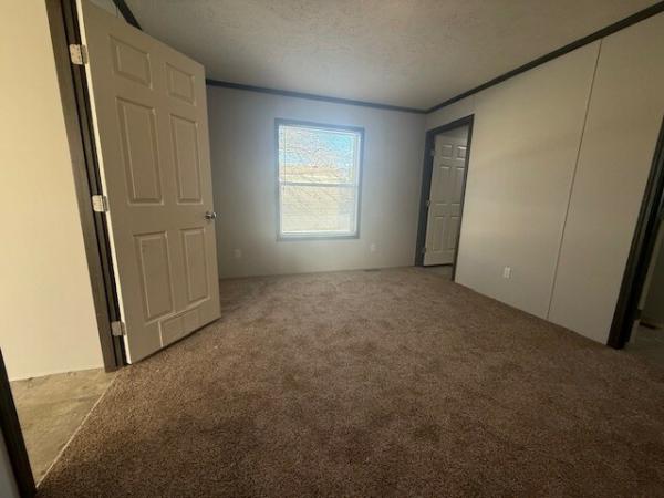 2023 Fairmont 430LE16763E Mobile Home