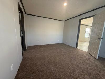 Photo 3 of 5 of home located at 4518 Walkers Ridge Fort Wayne, IN 46818