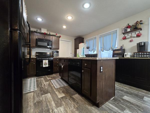 2017 CLAYTON 81SUN28564 Mobile Home