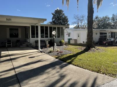 Photo 3 of 14 of home located at 5671 SW 55th Ave. Ocala, FL 34474