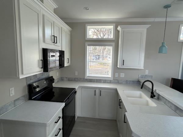 2023 Chariot Hawk Elite Mobile Home