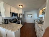 1975 LAKS Double Mobile Home