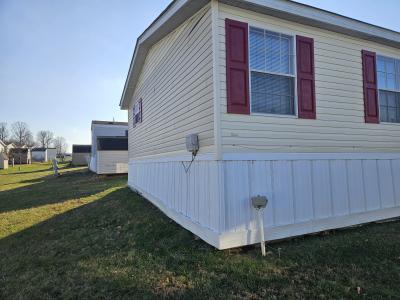 Photo 5 of 24 of home located at 45 Lynnwood Circle #128 Clarksville, TN 37040