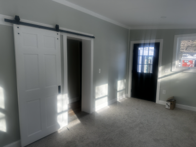 Photo 4 of 6 of home located at 15 Hemlock Road Tilton, NH 03276