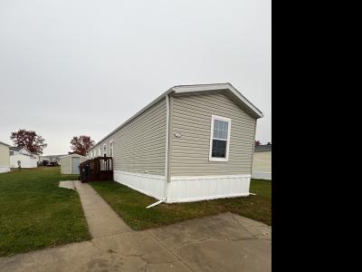 Mobile Home at 143 Smokey Hill River Ct #143 Adrian, MI 49221