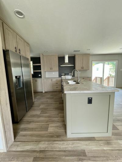 Mobile Home at 708 Queens Rd Gainesville, FL 32607