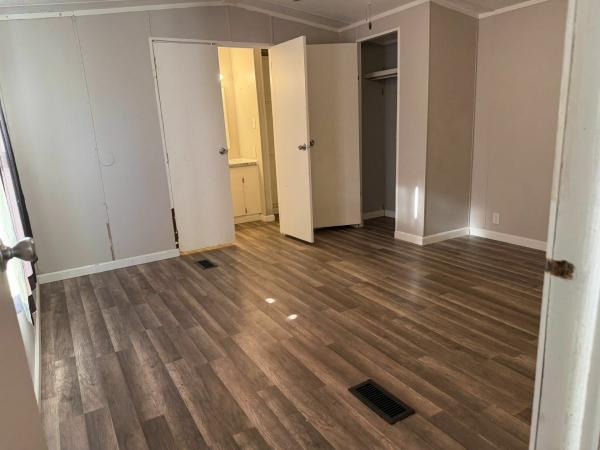 2000 CLAYTON ROC Mobile Home