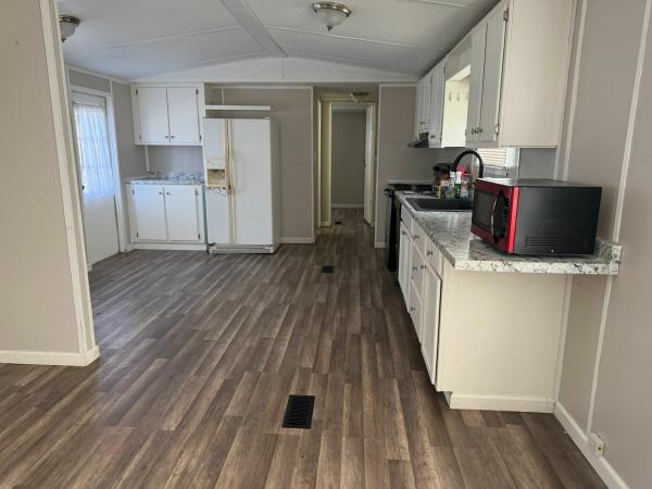 2000 CLAYTON ROC Mobile Home