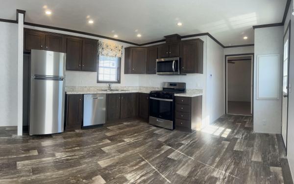 2023 Redman 44 NWS-F-25206  Home