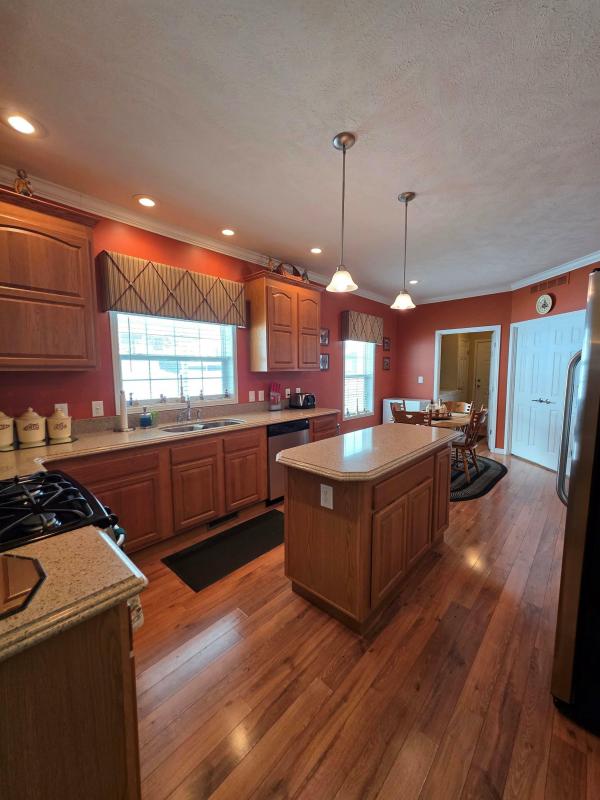 2007 Skyline 380I  Home