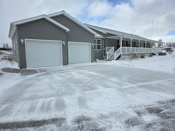 2007 Skyline 380I  Home