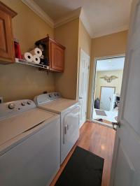 2007 Skyline 380I  Home