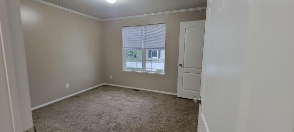 2018 MANSION 8076  Home