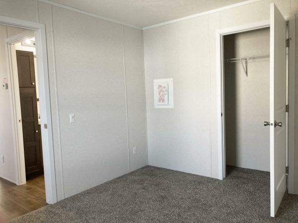 2025 Fairmont 41 430LE16502A  Home