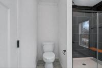 2025 SKyline 33C802  Home