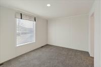 2025 Fairmont 19 430LE24603A  Home