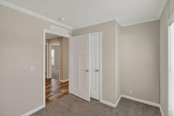 2026 SKYLINE 80 d614  Home