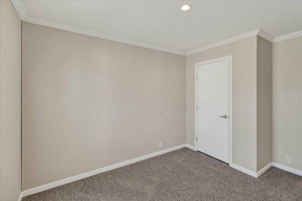 2026 SKYLINE 80 d614  Home