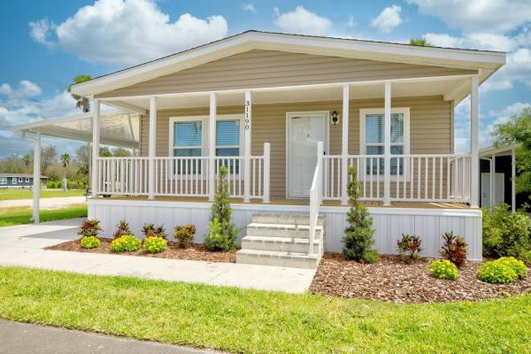 Photo 1 of 2 of home located at 31325 Luxury Dr. Sebring, FL 33870