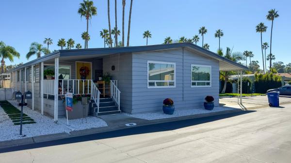 1973 FASHION MANOR Mobile Home