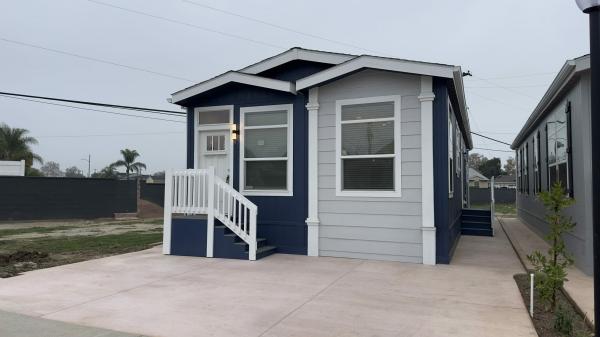 2025 Cavco Canyon Lake - 220CL20522F  Home