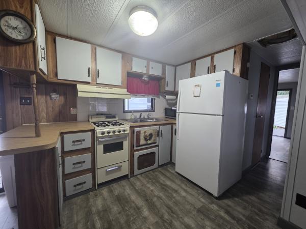 1982 HONE  Home