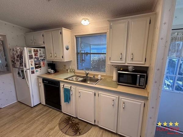 1990 CHAN  Home