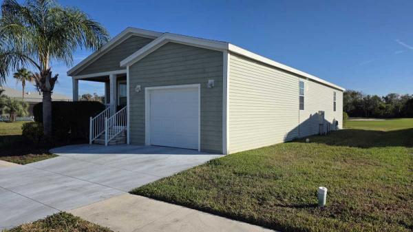 Photo 1 of 2 of home located at 2677 Pier Drive Ruskin, FL 33570