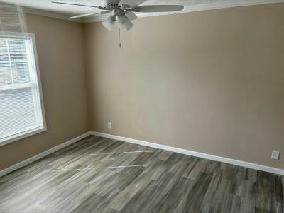 Photo 5 of 6 of home located at 10201 W Beaver St #411 Jacksonville, FL 32220