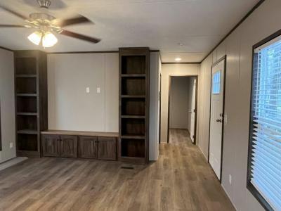 Photo 3 of 5 of home located at 7400 Glen Leaf Dr., #103 Shreveport, LA 71129