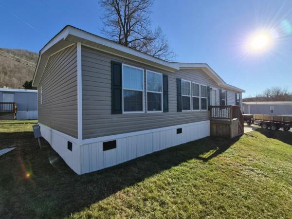 2023 Champion Dutch Elite - Saluda Manufactured Home