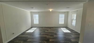 Photo 3 of 20 of home located at 6539 Townsend Rd, #201 Jacksonville, FL 32244