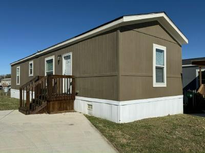 Mobile Home at 5105 Redwood South Fort Worth, TX 76119