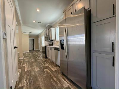 Photo 4 of 7 of home located at 5105 Redwood South Fort Worth, TX 76119