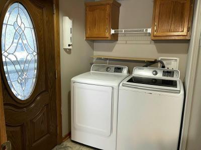 Photo 2 of 23 of home located at 509 Maureen Court Lynwood, IL 60411