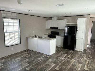 Photo 3 of 6 of home located at 10201 W Beaver St #287 Jacksonville, FL 32220