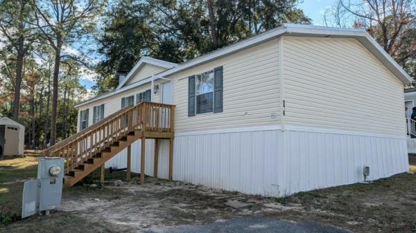 2004 Clayton Homes INC Mobile Home For Sale