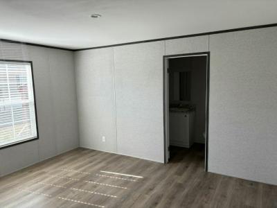 Photo 3 of 6 of home located at 10201 W Beaver St #282 Jacksonville, FL 32220