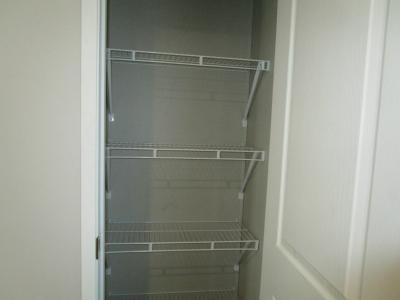 Photo 4 of 21 of home located at 17860 Bagnoli Street Brownstown, MI 48174