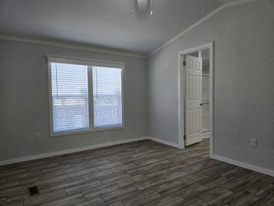 Photo 5 of 8 of home located at 324 Coyote Ln SE Albuquerque, NM 87123