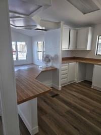 1987 Goldenwest  Mobile Home