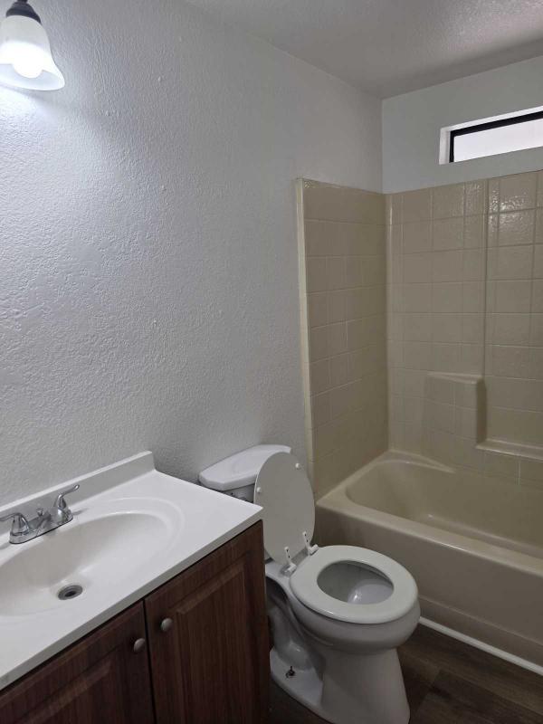 1987 Goldenwest  Mobile Home