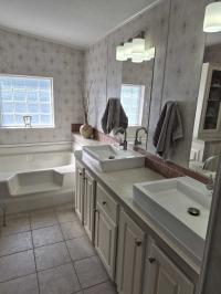 2002 jacobsen Mobile Home