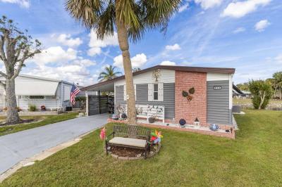 Photo 2 of 25 of home located at 7000 20th St Lot 915 Vero Beach, FL 32966