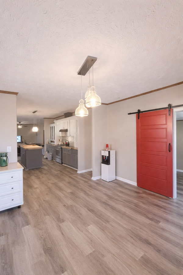 2007 Four Seasons Mobile Home For Sale