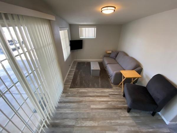 1990 Skyline Manufactured Home