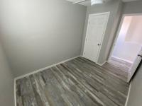 1990 Skyline Manufactured Home