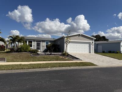 Photo 2 of 26 of home located at 3930 Scramble Drive Ruskin, FL 33570